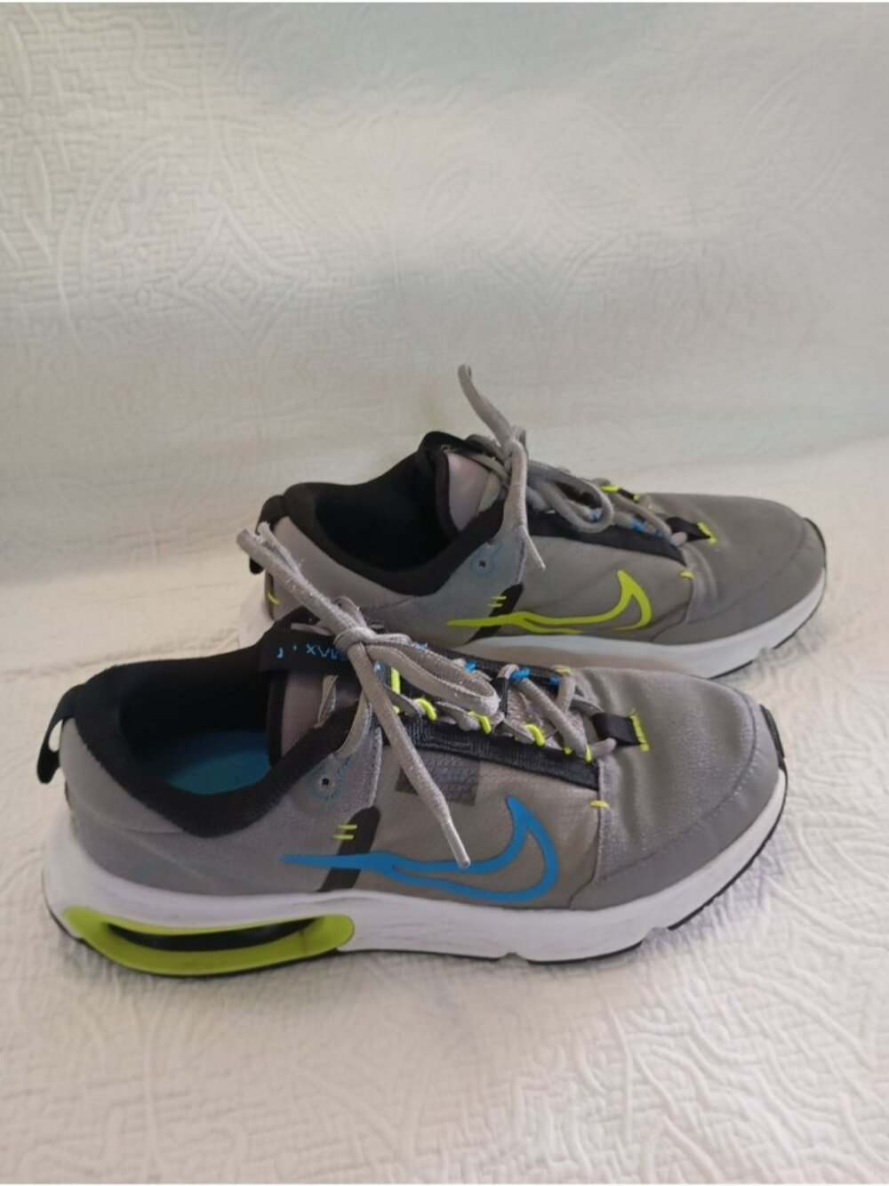 Nike Air Max Grey & Neon Green Youth Shoes Size 7Y Athletic Sneakers